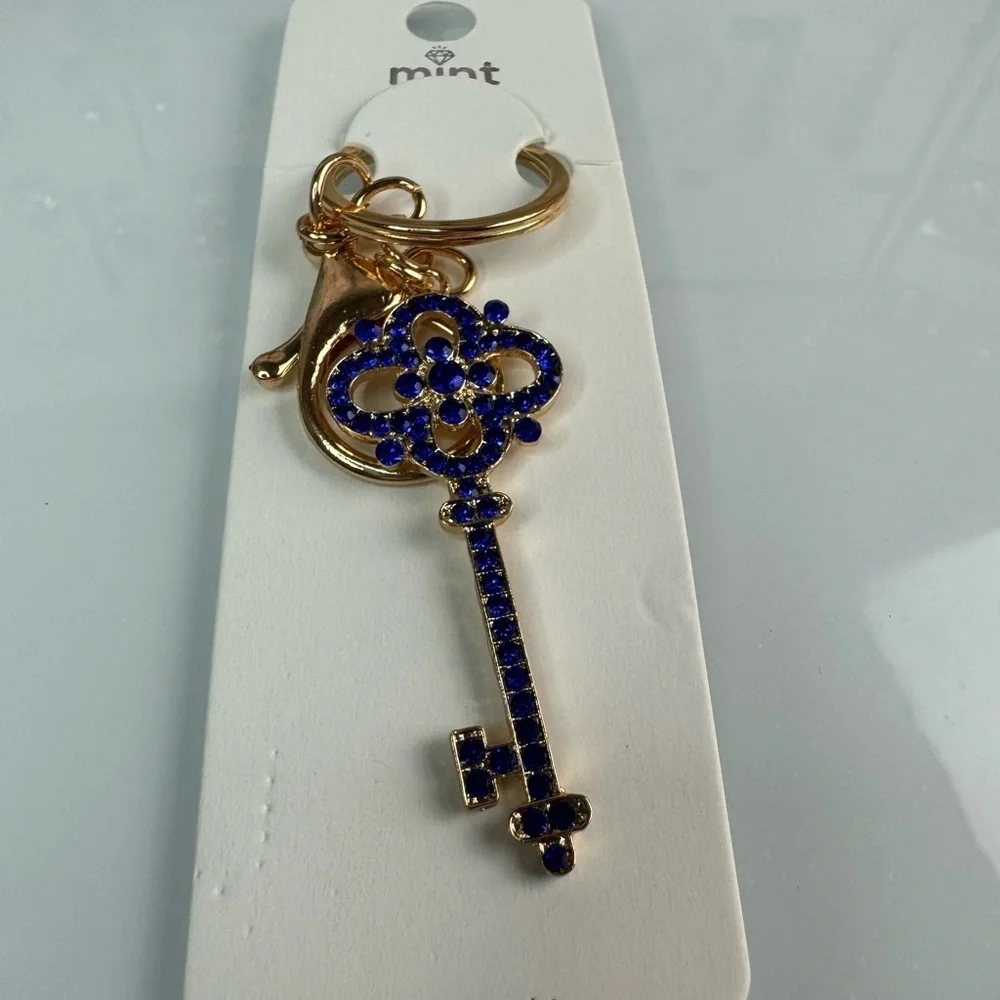 ‼️5/$25‼️ Mint Gold and Blue Key Charm Keychain